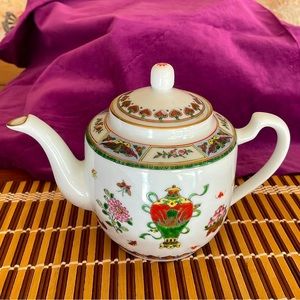 Ceramic Teapot Made in China